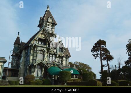 EUREKA, KALIFORNIEN - FEBRUAR 20 2020 - Historisches, viktorianisches Carson Mansion Stockfoto