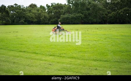 Blick auf den Großen Rasen in den Bellingrath Gardens Stockfoto