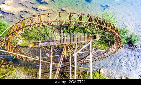 Schönes Wasserrad in Pu Luong Dorf Thanh Hoa Provinz Nordvietnam Stockfoto