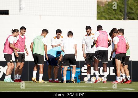 Valencia, Spanien. Juli 2021. Spieler in Aktion während des Vorsaison-Freundschaftsspiels zwischen Valencia CF und Levante UD im Estadio Antonio Puchades in Valencia, Spanien. (Kredit: Indira) Gutschrift: DAX Images/Alamy Live News Stockfoto