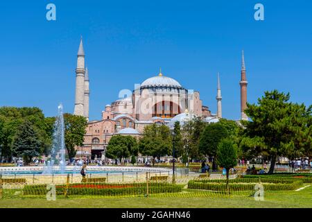 Türkei Istanbul Hagia Sophia.Heilige große Moschee, und früher die Kirche der Hagia Sophia, einer der touristischen besuchten Orte Stockfoto