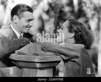 CLARK GABLE und JOAN CRAWFORD verlassen ALLE ANDEREN 1934 Regisseur W.S. VAN DIKE spielen Frank Cavett und Edward Barry Roberts Drehbuch Joseph L. Mankiewicz kleiden Gilbert Adrian Metro Goldwyn Mayer Stockfoto