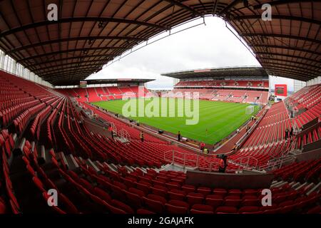 Stoke on Trent, Großbritannien. Juli 2021. Gesamtansicht des bet365 Stadions, Heimstadion der Stoke City in Stoke-on-Trent, Großbritannien am 7/31/2021. (Foto von Conor Molloy/News Images/Sipa USA) Quelle: SIPA USA/Alamy Live News Stockfoto