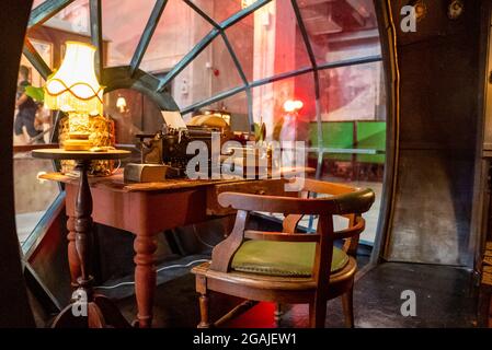 Nautilus von Kapitän Nemo, Maschinenraum. Schöne Nachbildung eines Märchens. Stockfoto