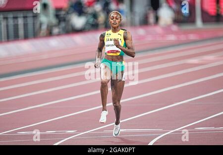 31. Juli 2021: Elaine Thompson-Herah während 100 Meter für Frauen bei den Olympischen Spielen in Tokio, Olympiastadion in Tokio, Tokio, Japan}. Kim Price/CSM Stockfoto