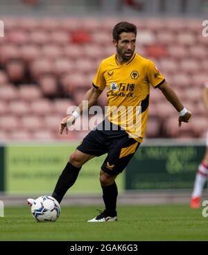 31. Juli 2021; bet365 Stadium, Stoke, Staffordshire, England; Fußball vor der Saison, Stoke City gegen Wolverhampton Wanderers; Joao Mouthino von Wolverhampton Wanderers Stockfoto