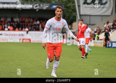 Morecambe, Großbritannien. Juli 2021. Jerry Yates von Blackpool reagiert während des Spiels in Morecambe, Vereinigtes Königreich am 7/31/2021. (Foto von Mark Cosgrove/News Images/Sipa USA) Quelle: SIPA USA/Alamy Live News Stockfoto