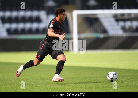 SWANSEA, GROSSBRITANNIEN. 31. JULI Che Adams von Southampton während des Vorsaison-Freundschaftsspiel zwischen Swansea City und Southampton im Liberty Stadium, Swansea am Samstag, 31. Juli 2021. (Kredit: Jeff Thomas | MI Nachrichten) Kredit: MI Nachrichten & Sport /Alamy Live Nachrichten Stockfoto