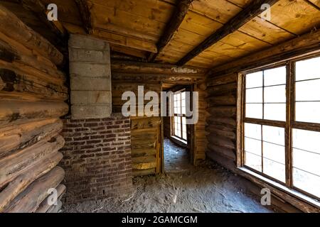 Josie's Cabin, ein Blockhaus, das von der Gehöft Josie Bassett Morris in den frühen 1900er Jahren gebaut wurde, Dinosaur National Monument, Utah, USA Stockfoto