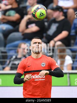 31. Juli 2021, Hessen, Frankfurt/Main: Fußball, Testspiele: Eintracht Frankfurt gegen DEN HEILIGEN Étienne im Deutsche Bank Park. Der Frankfurter Filip Kostic in Aktion. Foto: Arne Dedert/dpa Stockfoto