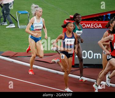 Tokio, Kanto, Japan. Juli 2021. Sara Kuivisto (FIN) tritt im 800-Meter-Halbfinale der Frauen während der Olympischen Sommerspiele 2020 in Tokio im Olympiastadion an. (Bild: © David McIntyre/ZUMA Press Wire) Stockfoto