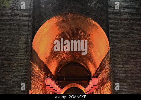 Tunnel unter dem Südtor der Zhenglou Tower-Stadtmauer. Provinz Xi'an-Shaanxi-China-1529 Stockfoto