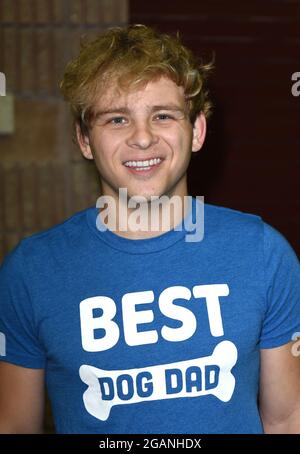 Gatlinburg, TN, USA. Juli 2021. Jonathan Lipnicki nimmt am Smoky Mountain Fan Fest 2021, Gatlinburg Convention Center, Gatlinburg, TN, 31. Juli 2021 Teil. Quelle: Derek Storm/Everett Collection/Alamy Live News Stockfoto