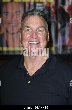 Gatlinburg, TN, USA. Juli 2021. Sam Jones nimmt am Smoky Mountain Fan Fest 2021, Gatlinburg Convention Center, Gatlinburg, TN, 31. Juli 2021 Teil. Quelle: Derek Storm/Everett Collection/Alamy Live News Stockfoto