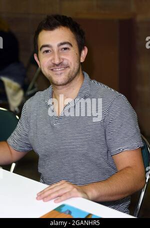 Gatlinburg, TN, USA. Juli 2021. Vincent Martella nimmt am Smoky Mountain Fan Fest 2021, Gatlinburg Convention Center, Gatlinburg, TN, 31. Juli 2021 Teil. Quelle: Derek Storm/Everett Collection/Alamy Live News Stockfoto