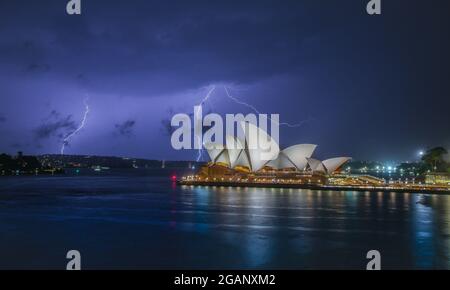 Elektrischer Sturm über dem Opernhaus von Sydney Stockfoto