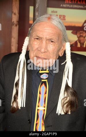 **DATEI FOTO** Saginaw Grant ist verstorben. UNIVERSAL CITY, CA - NOVEMBER 30: Saginaw Grant bei der 'The lächerlich 6' Los Angeles Premiere auf dem AMC Universal Citywalk in Universal City, Kalifornien am 30. November 2015. Quelle: David Edwards/MediaPunch Stockfoto