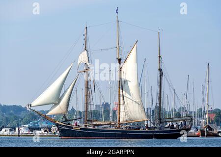 Dreimast-Topsail-Schoner ALBATROS in der Eckernförder Bucht Stockfoto