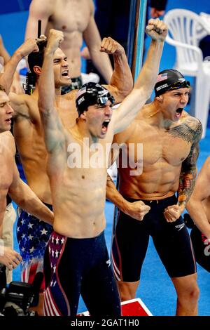 TOKIO - der US-Amerikaner Michael Andrew, der US-Amerikaner Ryan Murphy, Caeleb Dressel und der US-Amerikaner Zach Apple feiern die Goldmedaille im Finale der 4x100-m-Medley-Staffel der Männer beim Schwimmen und den Weltrekord bei den Olympischen Spielen in Tokio 2020 im Tokyo Aquatics Center in Tokio am 1. August. 2021. Foto von Robin Utrecht /ABACAPRESS.COM Stockfoto