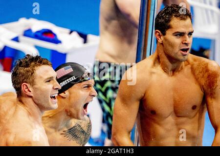 TOKIO - der US-Amerikaner Michael Andrew, der US-Amerikaner Ryan Murphy, Caeleb Dressel und der US-Amerikaner Zach Apple feiern die Goldmedaille im Finale der 4x100-m-Medley-Staffel der Männer beim Schwimmen und den Weltrekord bei den Olympischen Spielen in Tokio 2020 im Tokyo Aquatics Center in Tokio am 1. August. 2021. Foto von Robin Utrecht /ABACAPRESS.COM Stockfoto
