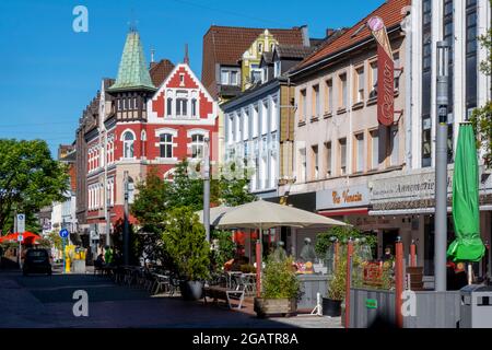 Deutschland, Nordrhein-Westfalen, Hamm, Blick durch die Fussgängerzone Weststrasse Stockfoto