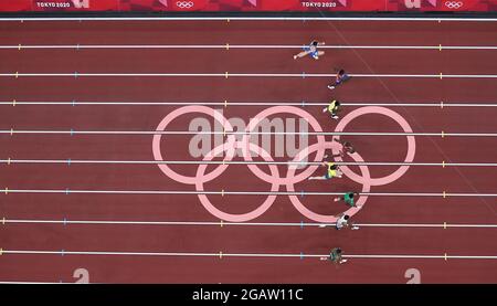Tokio, Japan. August 2021. Die Athleten treten beim 100-Meter-Halbfinale der Männer bei den Olympischen Spielen 2020 in Tokio, Japan, am 1. August 2021 an. Quelle: Li Ming/Xinhua/Alamy Live News Stockfoto