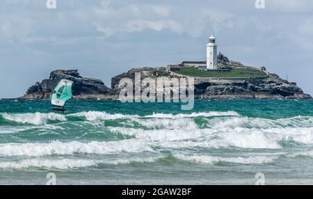 Flügelfolierung in Godrevy bei St.Ives in North Cornwall. VEREINIGTES KÖNIGREICH. Aufgenommen am 25. Juni 2021. Stockfoto