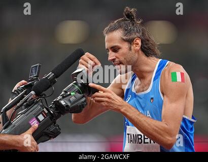 Tokio, Japan. August 2021. Leichtathletik: Olympische Spiele, Hochsprung-Finale, Gianmarco Tamberi aus Italien. Quelle: Michael Kappeler/dpa/Alamy Live News Stockfoto