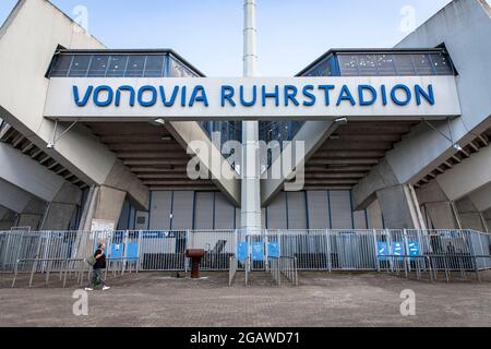 Das Vonovia Ruhrstadion, hier spielt der VFL Bochum seine Heimspiele, Bochum, Nordrhein-Westfalen, Deutschland. das Vonovia Ruhrstadion, hallo Stockfoto