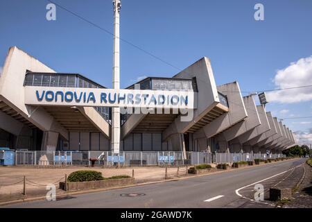 Das Vonovia Ruhrstadion, hier spielt der VFL Bochum seine Heimspiele, Bochum, Nordrhein-Westfalen, Deutschland. das Vonovia Ruhrstadion, hallo Stockfoto