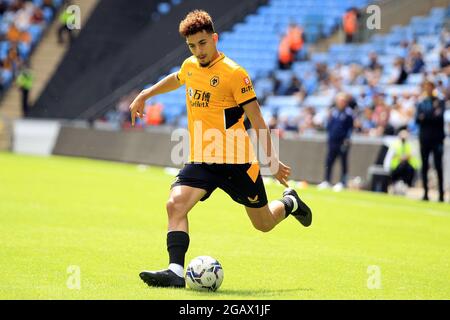 Coventry, Großbritannien. August 2021. Rayan Ait-Nouri von Wolverhampton Wanderers in Aktion während des Spiels. Freundschaftsspiel vor der Saison, Coventry City gegen Wolverhampton Wanderers in der Coventry Building Society Arena in Coventry, Midlands, am Sonntag, 1. August 2021. Dieses Bild darf nur für redaktionelle Zwecke verwendet werden. Nur zur redaktionellen Verwendung, Lizenz für kommerzielle Nutzung erforderlich. Keine Verwendung bei Wetten, Spielen oder Veröffentlichungen in einem Club/einer Liga/einem Spieler. PIC von Steffan Bowen/Andrew Orchard Sports Photography/Alamy Live News Credit: Andrew Orchard Sports Photography/Alamy Live News Stockfoto