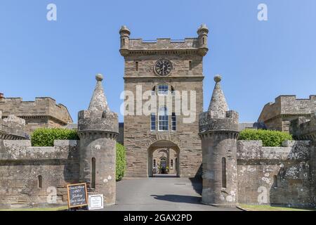 Das Kutschenhaus im Culzean Castle and Gardens im Besitz des National Trust for Scotland, in der Nähe von Ayr, South Ayrshire, Schottland, Großbritannien Stockfoto