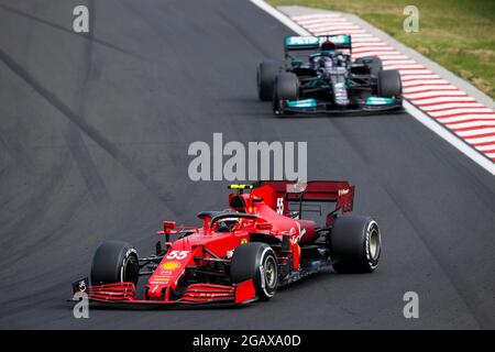 Budapest, Ungarn. August 2021. 55 SAINZ Carlos (Spa), Scuderia Ferrari SF21, Aktion während der Formel 1 Magyar Nagydij 2021, großer Preis von Ungarn, 11. Lauf der FIA Formel 1 Weltmeisterschaft 2021 vom 30. Juli bis 1. August 2021 auf dem Hungaroring, in Mogyorod, bei Budapest, Ungarn - Foto Antonin Vincent/DPPI Quelle: DPPI Media/Alamy Live News Stockfoto