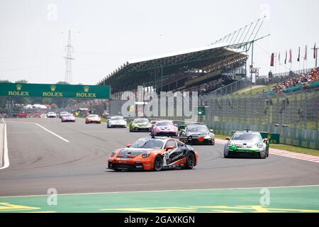 Budapest, Ungarn. August 2021. # 25 Larry ten Voorde (NL, Team GP Elite), Porsche Mobil 1 Supercup beim Hungaroring am 1. August 2021 in Budapest, Ungarn. (Foto von HOCH ZWEI) Quelle: dpa/Alamy Live News Stockfoto