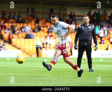 Motherwell, Schottland, Großbritannien. August 2021; Fir Park, Motherwell, North Lanarkshire, Schottland; Scottish Premiership Football, Motherwell versus Hibernian; Tony Watt von Motherwell während des Warm-Up Credit: Action Plus Sports Images/Alamy Live News Stockfoto