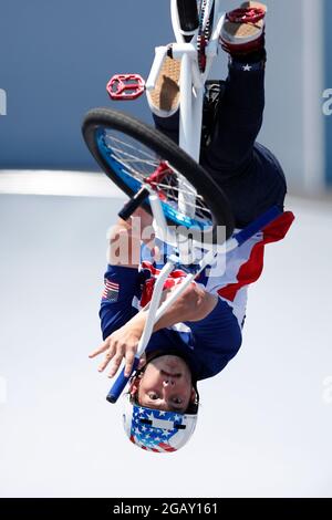 1. August 2021: JUSTIN DOWELL (USA) tritt im Ariake Sports Park BMX Freestyle beim Finale des Cycling BMX Racing Men's Park bei den Olympischen Spielen 2020 in Tokio an. (Bild: © Rodrigo Reyes Marin/ZUMA Press Wire) Stockfoto