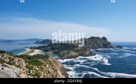 Cies-Inseln Panorama vom Monte das Figueiras auf der Insel Monteagudo, Islas Cies, Nationalpark Atlantische Inseln Galiciens, Pontevedra, Spanien Stockfoto