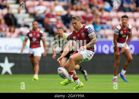 Wigan, Großbritannien. August 2021. Sam Powell (9) von Wigan Warriors startet am 8. Januar 2021 in Wigan, Großbritannien. (Foto von Conor Molloy/News Images/Sipa USA) Quelle: SIPA USA/Alamy Live News Stockfoto