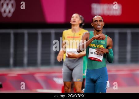 Tokio, Japan, 1. August 2021. Alison dos Santos vom Team Brasilien beim Halbfinale der 400-Meter-Hürden der Männer am 9. Tag der Olympischen Spiele 2020 in Tokio. Quelle: Pete Dovgan/Speed Media/Alamy Live News Stockfoto