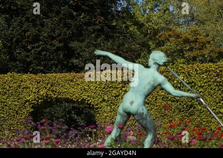 Der Speerwerfer von Ernst Seger im Gruga Park Essen am 18.09.2020 Stockfoto