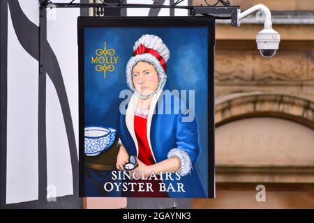 Anmelden Sinclair's Oyster Bar, Pub und Restaurant, Central Manchester, England, Vereinigtes Königreich, Stockfoto