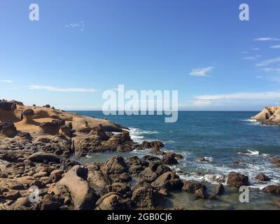 Blick auf die natürliche Felslandschaft des Yehliu Geopark Park an der Nordküste Taiwans Stockfoto