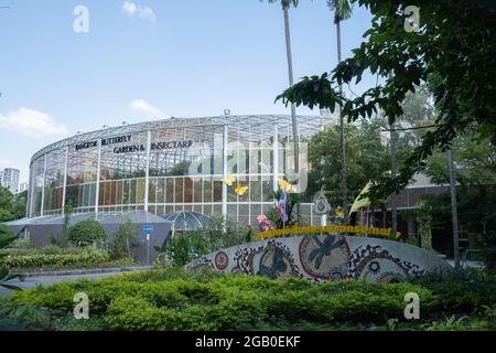 Bangkok, Thailand - 16. November 2019: Blick auf den Schmetterlingsgarten von Bangkok und das Insektarium, das sich im Südosten des Vachirabenjatas Parks befindet Stockfoto