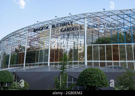 Bangkok, Thailand - 16. November 2019: Blick auf den Schmetterlingsgarten von Bangkok und das Insektarium, das sich im Südosten des Vachirabenjatas Parks befindet Stockfoto