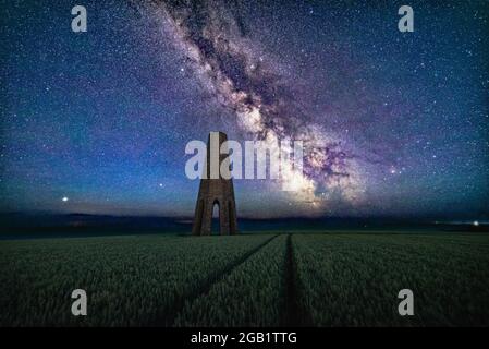 Milky Way over the Daymark, Kingswear, Dartmouth, Devon, England, Europa Stockfoto