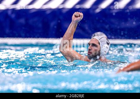 TOKIO, JAPAN - 2. AUGUST: Hannes Daube aus den Vereinigten Staaten feiert während des Olympischen Wasserball-Turniers 2020 in Tokio das Männerspiel zwischen dem Team Griechenland und dem Team USA am 2. August 2021 im Tatsumi Waterpolo Center in Tokio, Japan (Foto: Marcel ter Bals/Orange Picles) Stockfoto