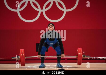 Kumushkhon FAYZULLAEVA (UZB) in einem Versuch; Gewichtheben bis 76 kg/Frauen, am 1. August 2021; Olympische Sommerspiele 2020, ab 23.07. - 08.08.2021 in Tokio/Japan. Stockfoto