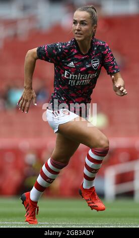 London, England, 1. August 2021. Jordan Nobbs von Arsenal erwärmt sich vor dem Vorsaison-Freundschaftsspiel im Emirates Stadium, London. Bildnachweis sollte lauten: Paul Terry / Sportimage Kredit: Sportimage/Alamy Live News Stockfoto