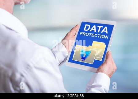 Tablet-Bildschirm mit einem Datenschutzkonzept Stockfoto