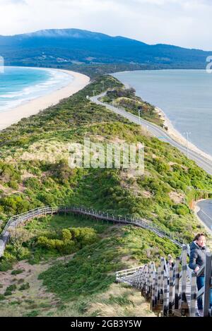 Bruny Island Neck, eine Sandenge, verbindet den nördlichen und südlichen Teil der Insel an der südöstlichen Ecke von Tasmanien, Australien Stockfoto